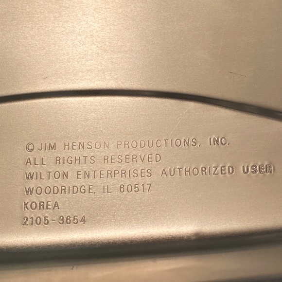 Wilton Jim Henson Sesame Street Big Bird with Banner Aluminum Cake Pan VGC - Picture 3 of 3